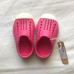 Native baby shoes size 5